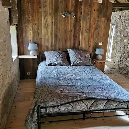 Casa de Férias Ancienne Soue Amenagee Proche Sarlat *